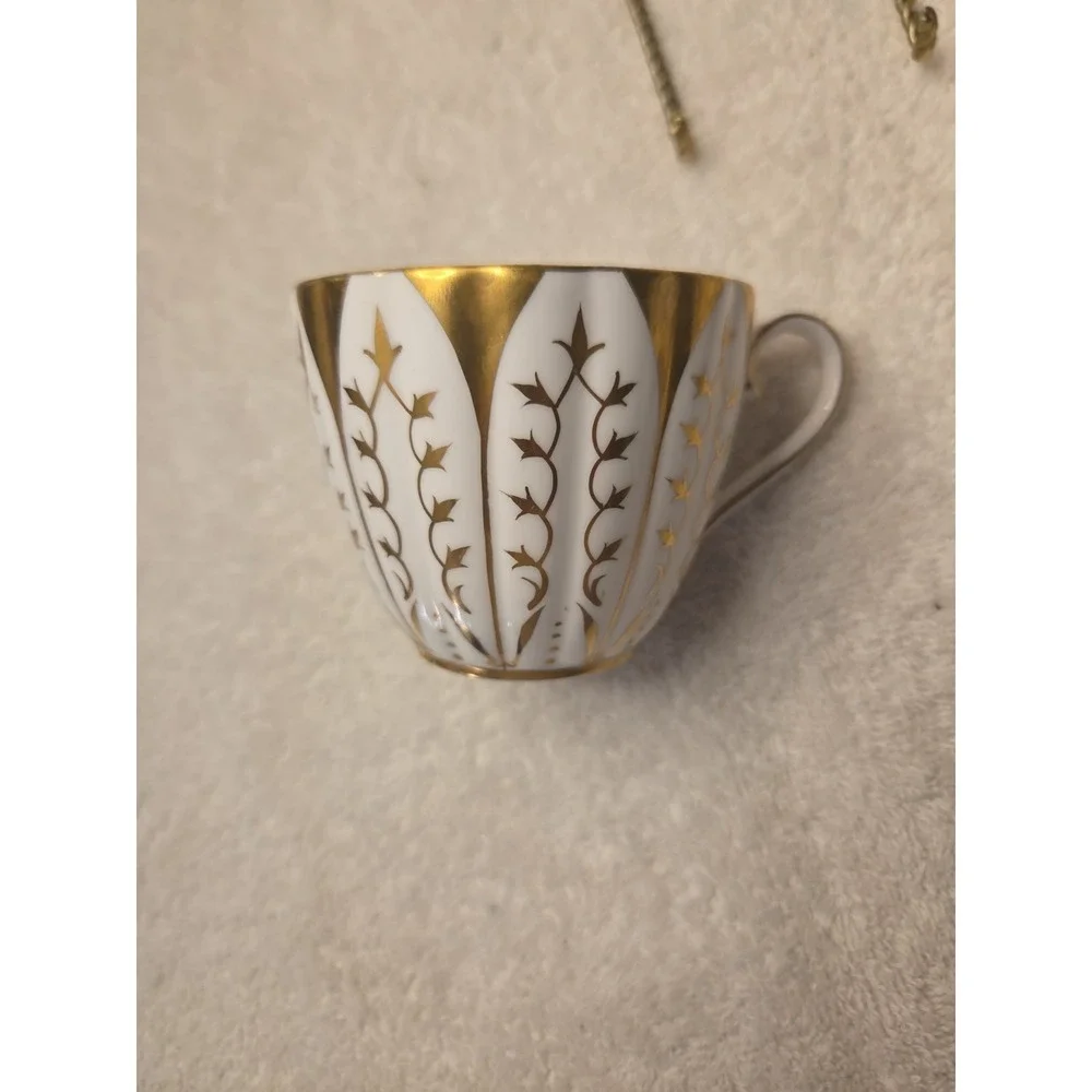 Royal Chelsea up sale